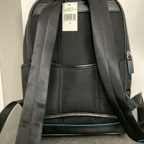 NWT Micheal’s Kors Kent Sport backpack - Picture 3 of 8